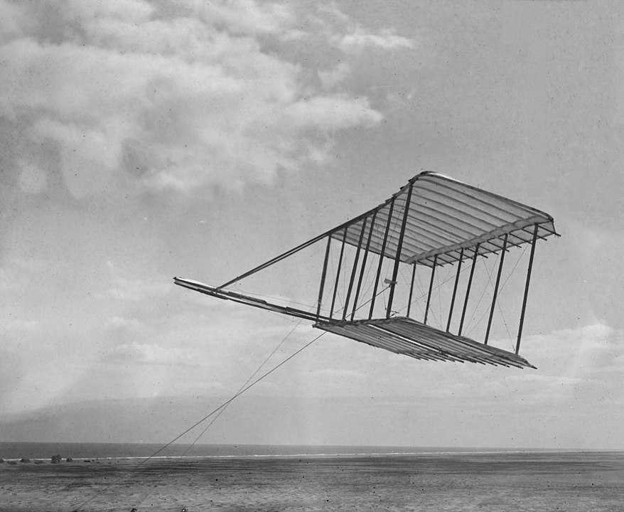 The 1900 glider. No photo was taken with a pilot aboard